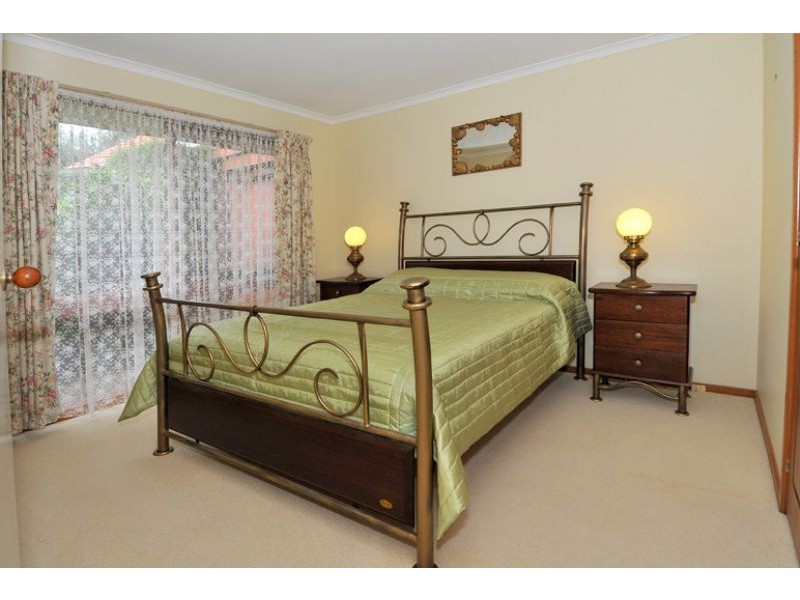 40 Glencairn Crescent, Broadmeadows VIC 3047