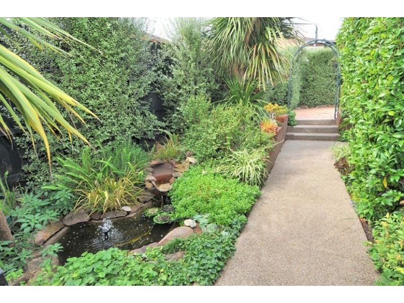 40 Glencairn Crescent, Broadmeadows VIC 3047