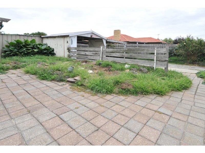 80 South Street, Hadfield VIC 3046