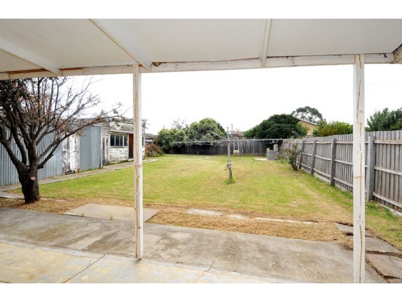 2 McDonald Place, Glenroy VIC 3046