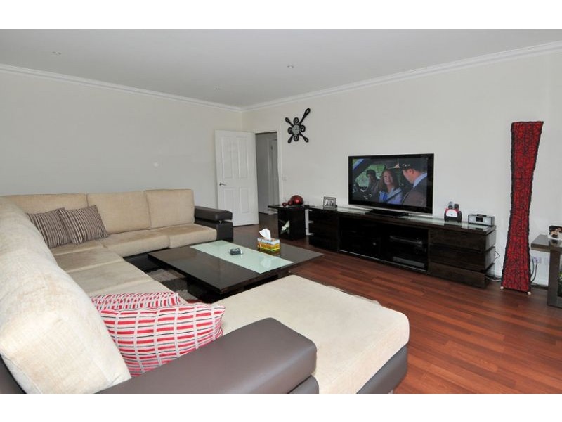 2/43 Hartington Street, Glenroy VIC 3046