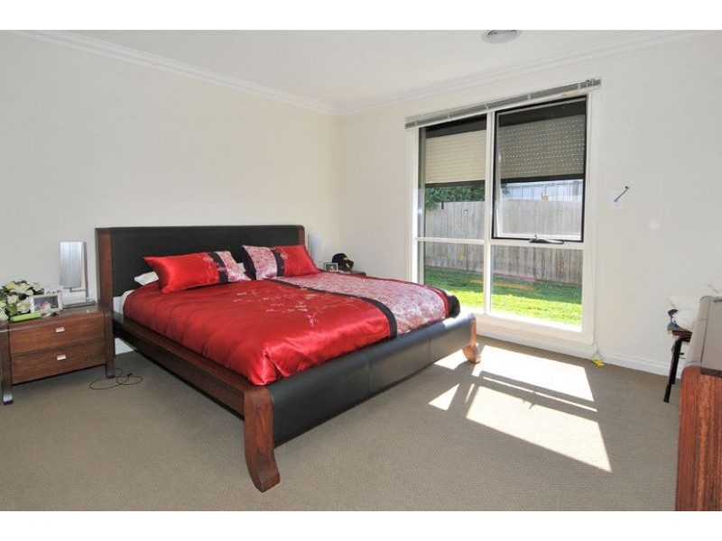 2/43 Hartington Street, Glenroy VIC 3046