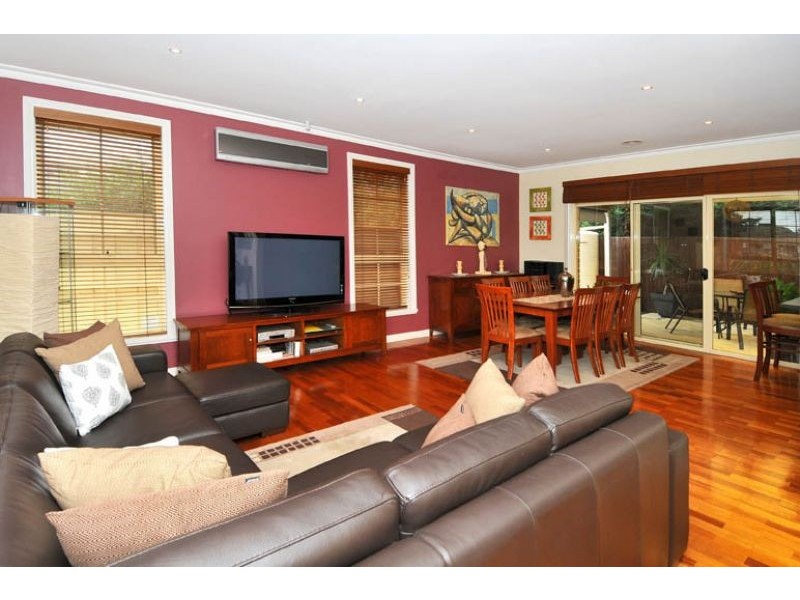 2/48 Isla Avenue, Glenroy VIC 3046