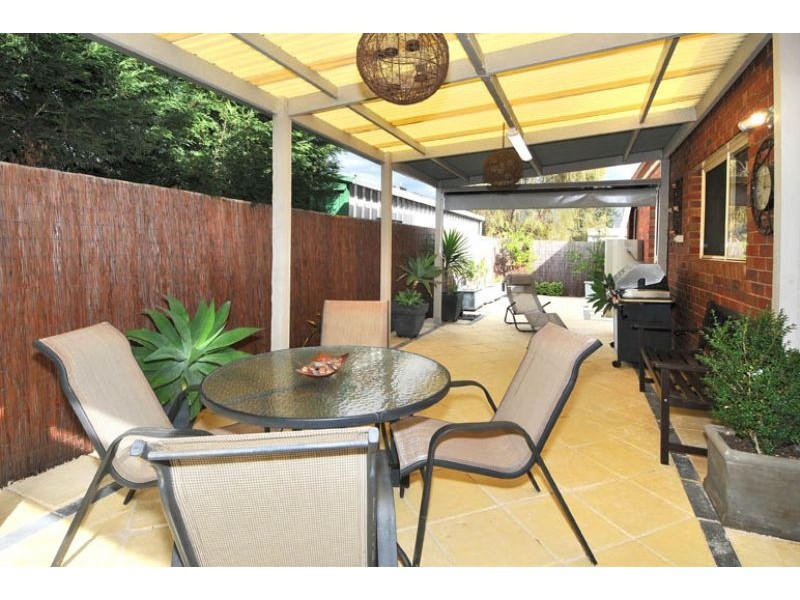 2/48 Isla Avenue, Glenroy VIC 3046