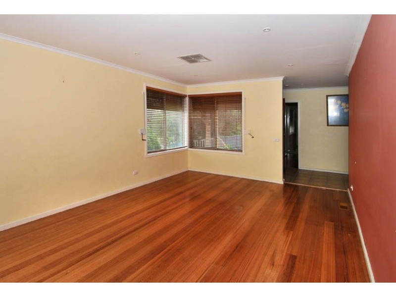 112 Ripplebrook Drive, Broadmeadows VIC 3047