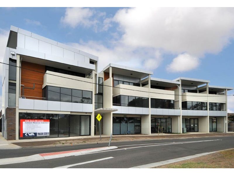 203/30-32 East Esplanade, St Albans VIC 3021
