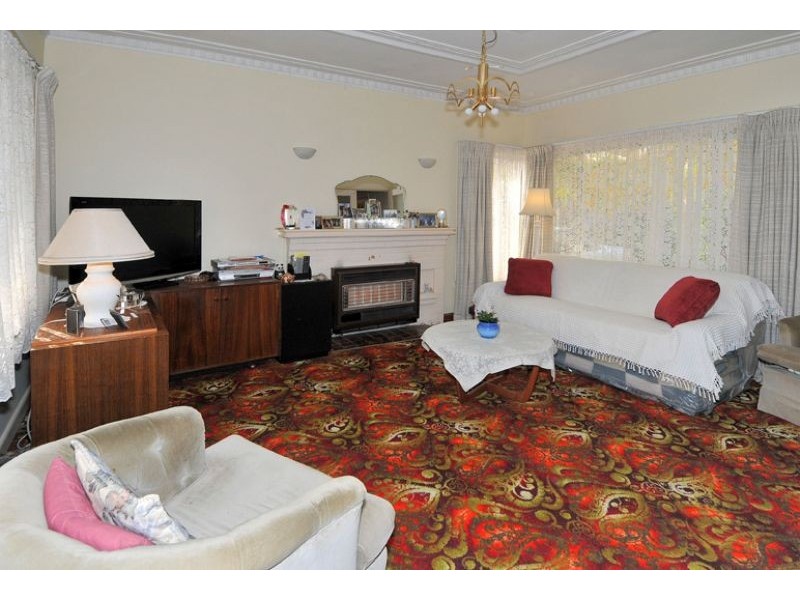 103 Loongana Avenue, Glenroy VIC 3046