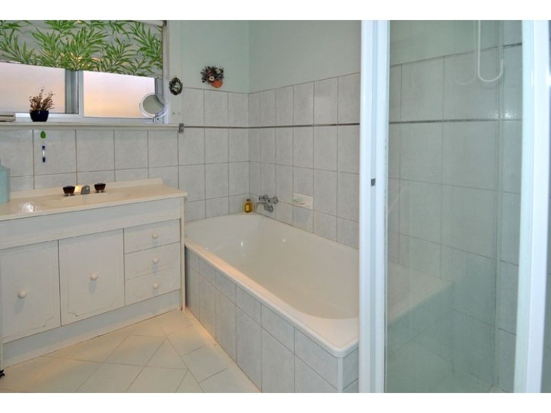 103 Loongana Avenue, Glenroy VIC 3046