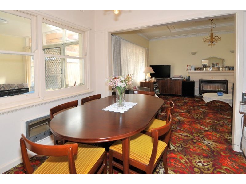 103 Loongana Avenue, Glenroy VIC 3046