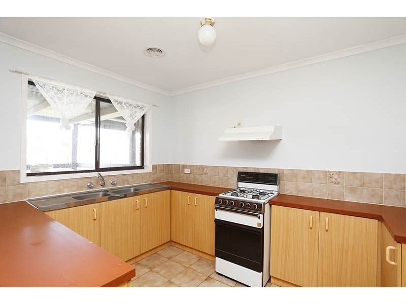 12 Brodie Court, Meadow Heights VIC 3048