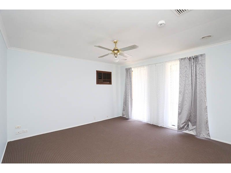 12 Brodie Court, Meadow Heights VIC 3048