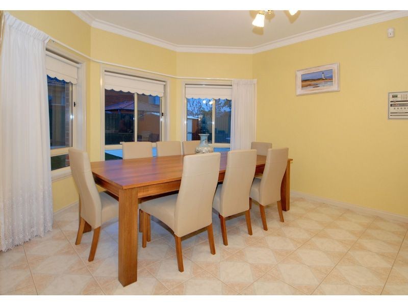 3 Esperanto Court, Oak Park VIC 3046