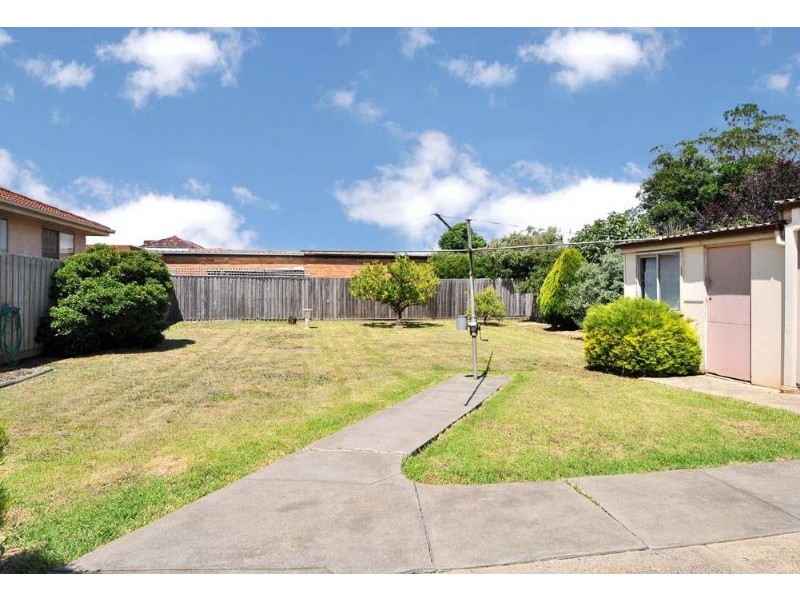 4 Maude Avenue, Glenroy VIC 3046