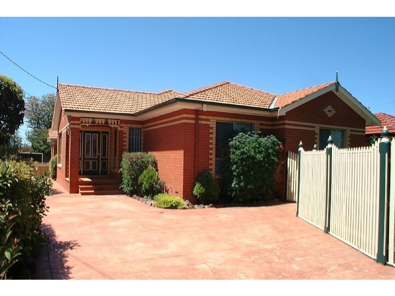 146 West Street, Hadfield VIC 3046