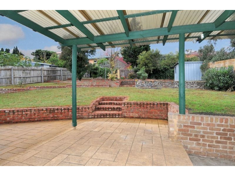 66 Valley Crescent, Glenroy VIC 3046