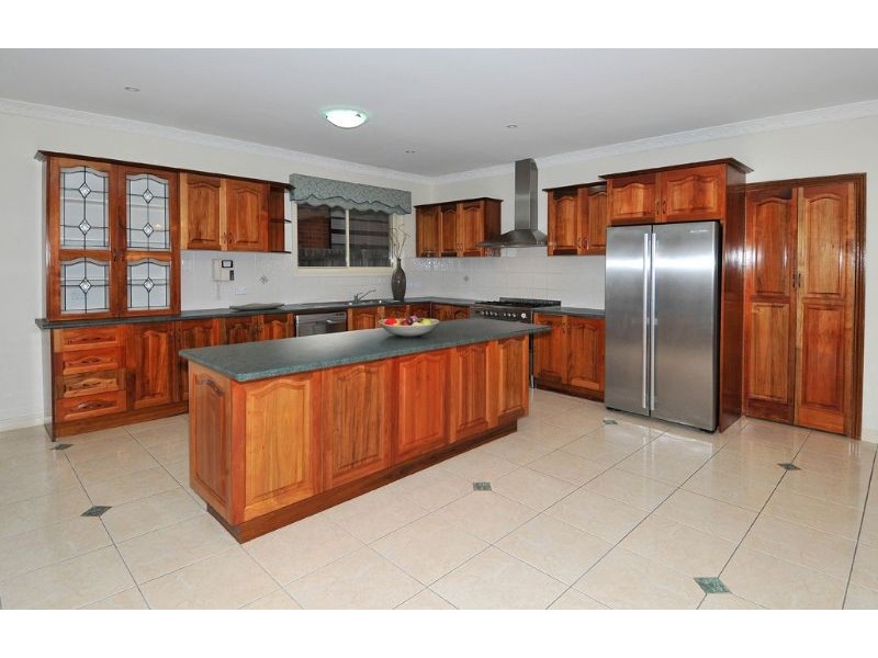 9 Patience Street, Hadfield VIC 3046