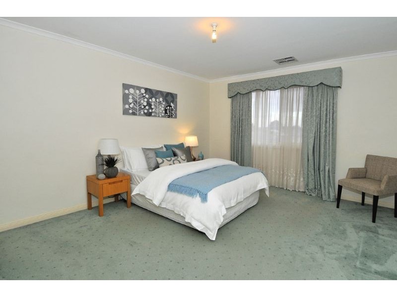 9 Patience Street, Hadfield VIC 3046