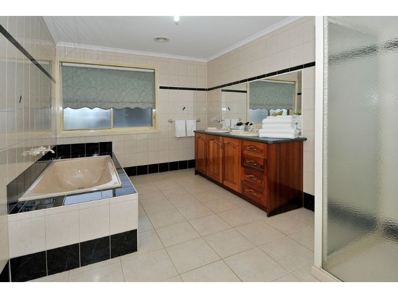 9 Patience Street, Hadfield VIC 3046