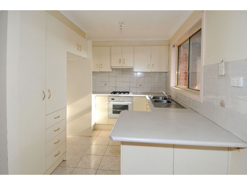 2/19 West Street, Hadfield VIC 3046