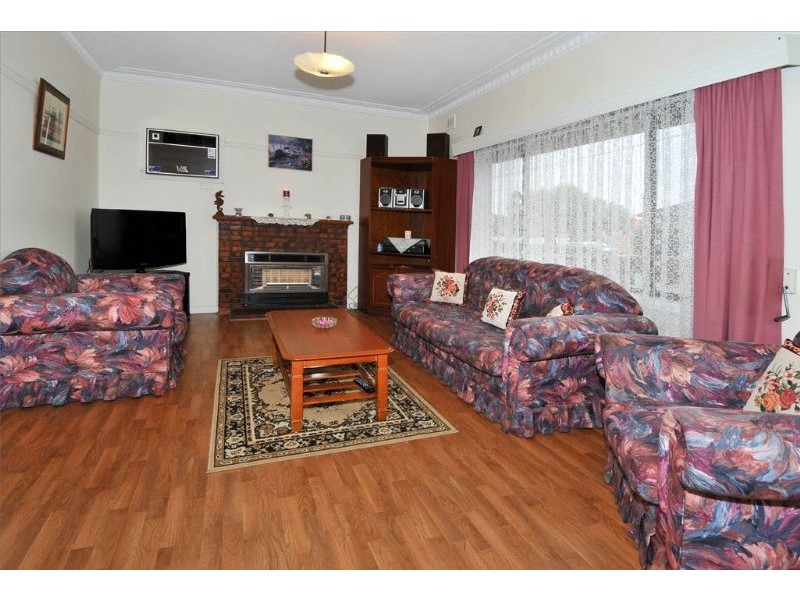 36 Trevannion Street, Glenroy VIC 3046