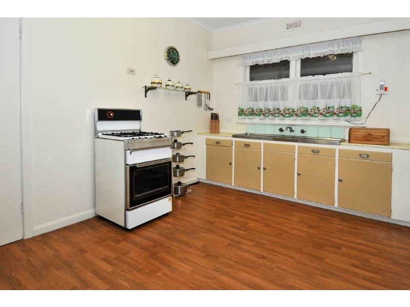 36 Trevannion Street, Glenroy VIC 3046