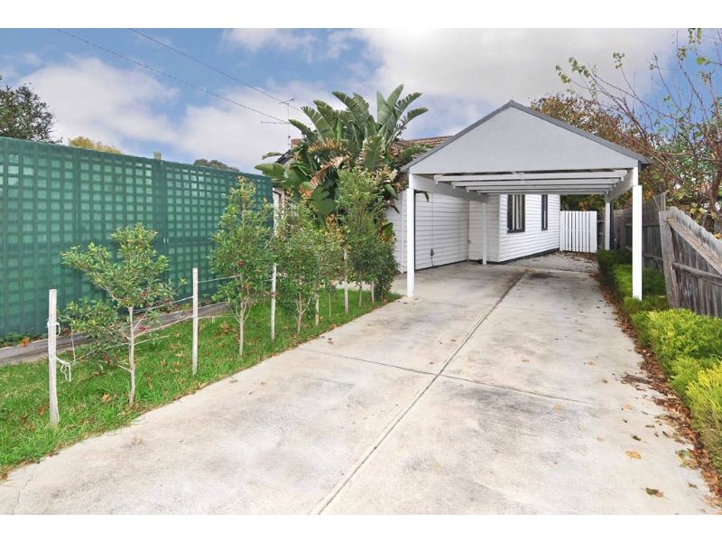 13 Bindi Street, Glenroy VIC 3046