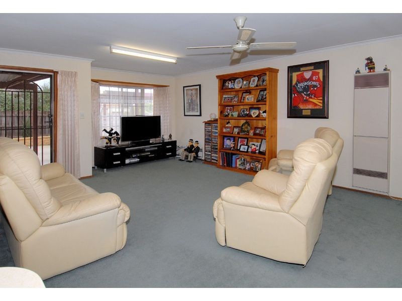 2/1 ila Street, Glenroy VIC 3046