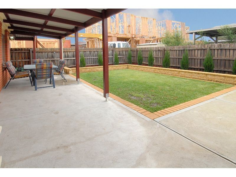 2/1 ila Street, Glenroy VIC 3046