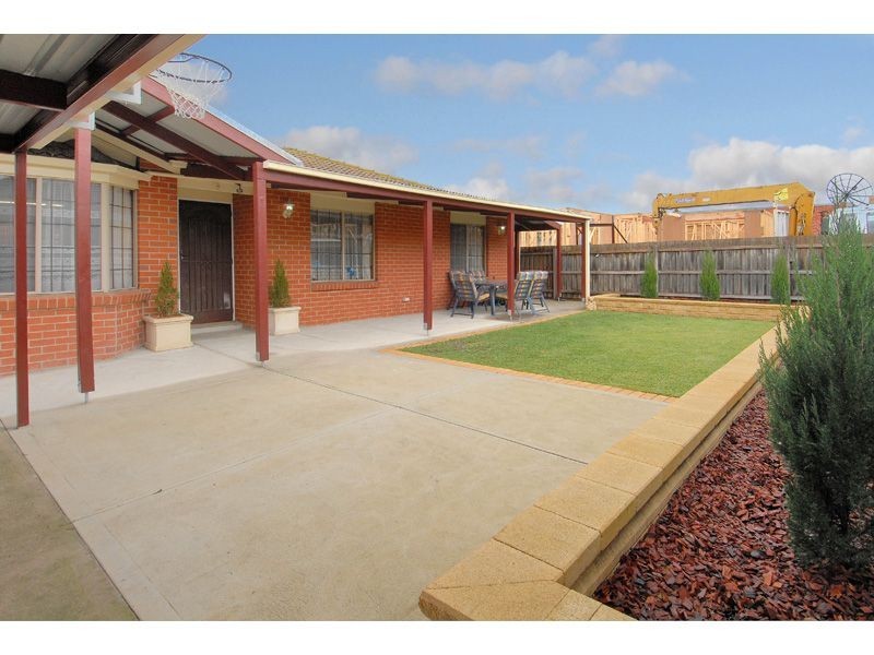 2/1 ila Street, Glenroy VIC 3046