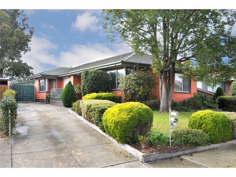 30 Corinella Crescent, Dallas VIC 3047