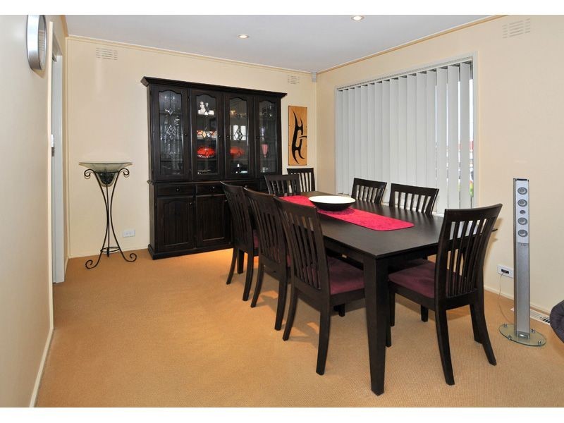 30 Corinella Crescent, Dallas VIC 3047