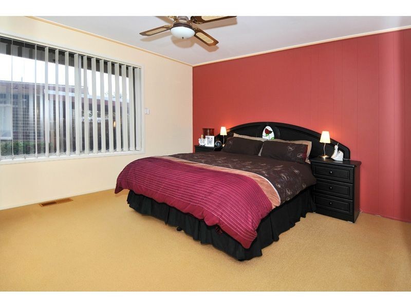 30 Corinella Crescent, Dallas VIC 3047