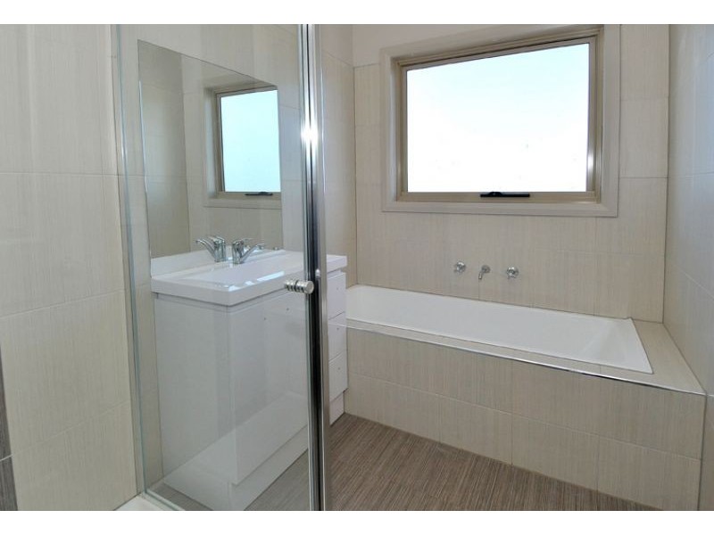 3 Arundel Avenue, Glenroy VIC 3046