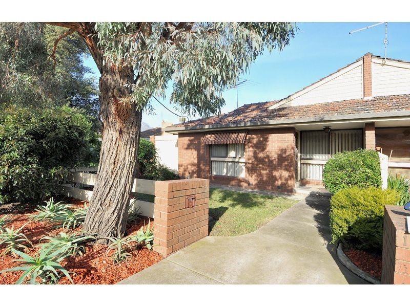 1/105 Vincent Street, Oak Park VIC 3046