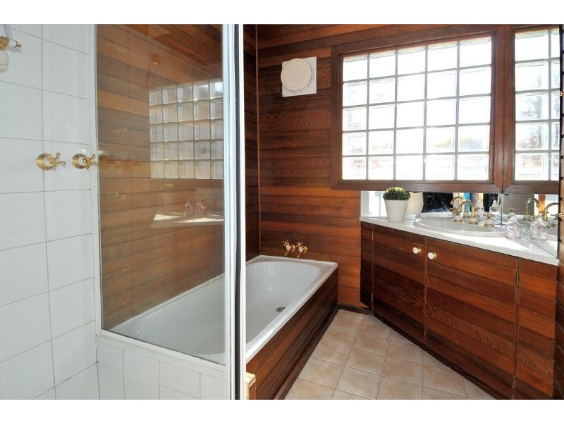 1 Nola Street, Coburg North VIC 3058