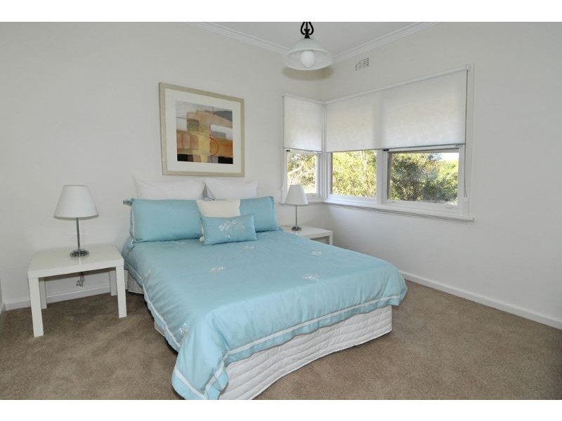 1 Nola Street, Coburg North VIC 3058