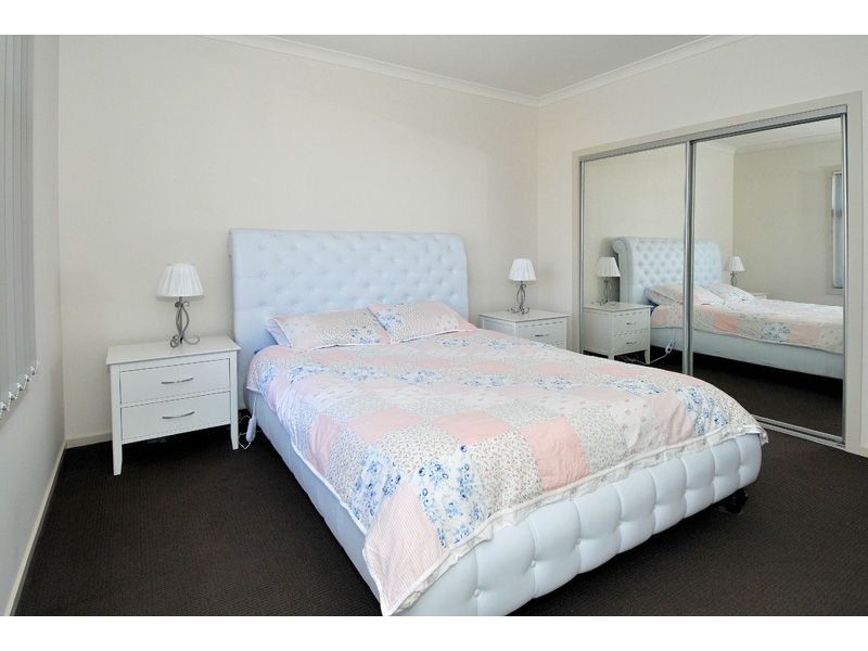 4/54-56 Isla Avenue, Glenroy VIC 3046