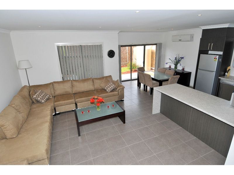 4/54-56 Isla Avenue, Glenroy VIC 3046