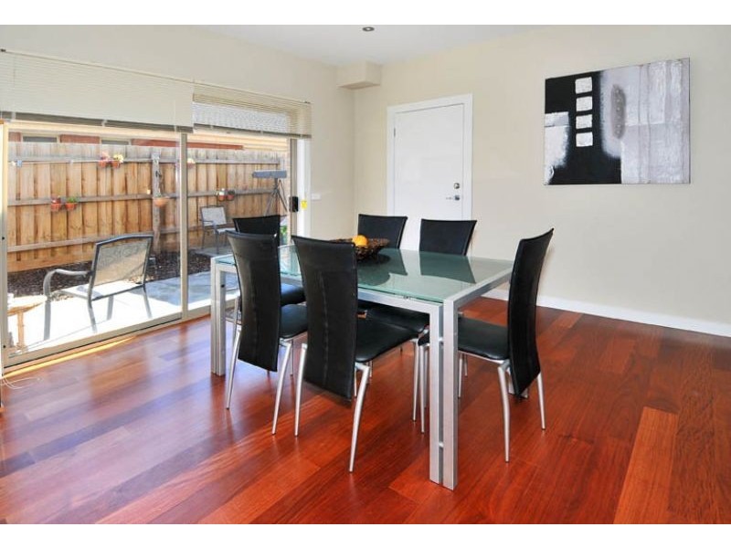 1/112 Daley Street, Glenroy VIC 3046