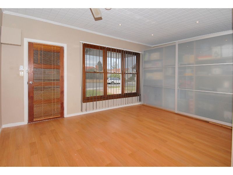 87 Beatty Avenue, Glenroy VIC 3046