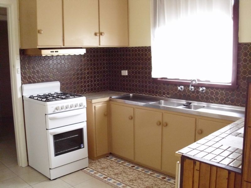 56 Middle Street, Hadfield VIC 3046