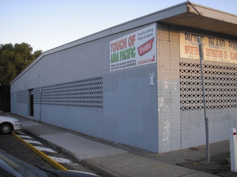 826b Pascoe Vale Road, Glenroy VIC 3046