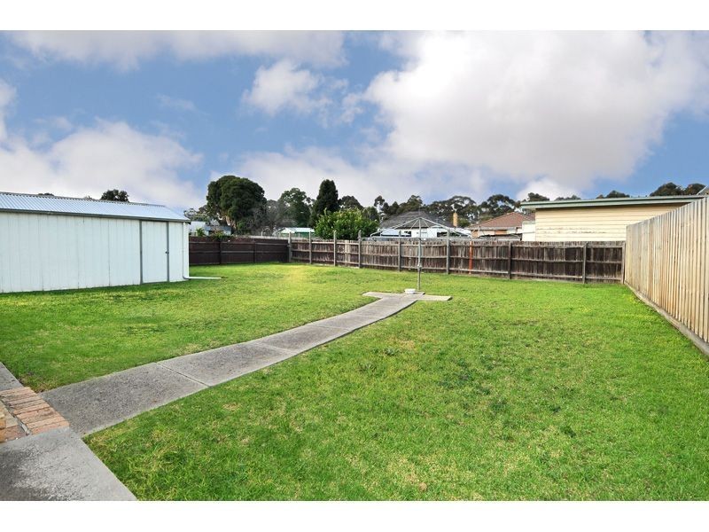 4 Knole Street, Hadfield VIC 3046