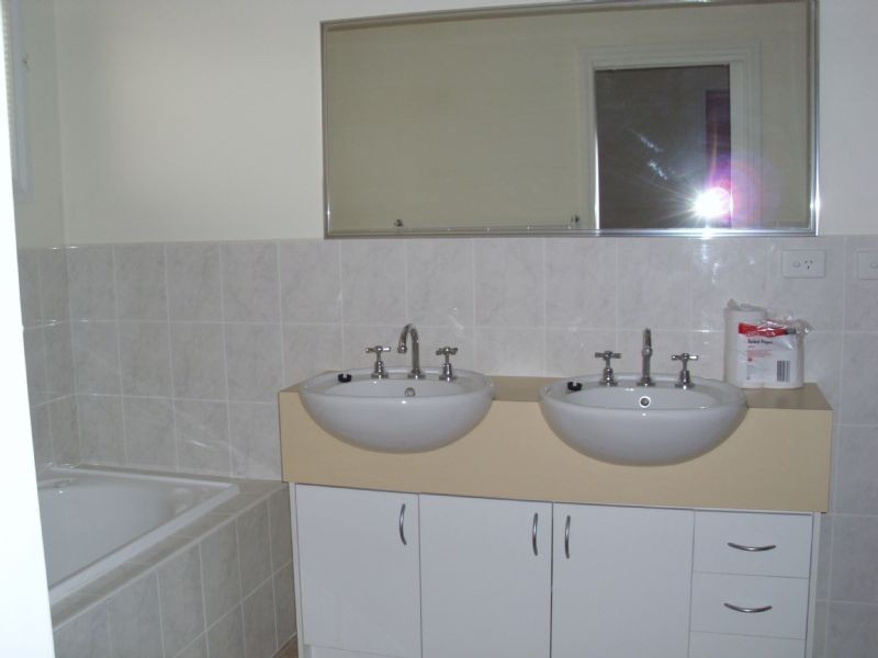 1/407 Camp Road, Broadmeadows VIC 3047