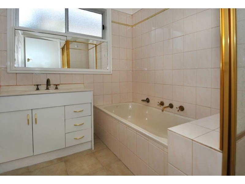 37 Pecham Street, Glenroy VIC 3046