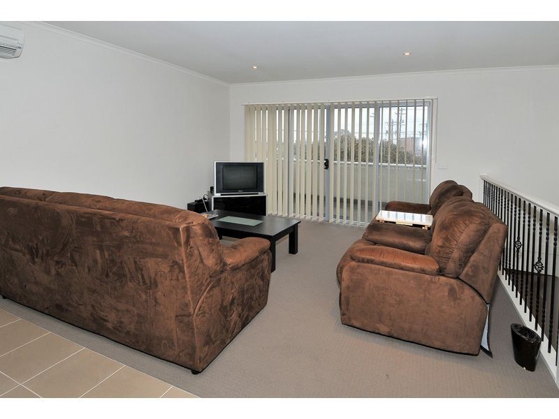 1/12 Hartington Street, Glenroy VIC 3046