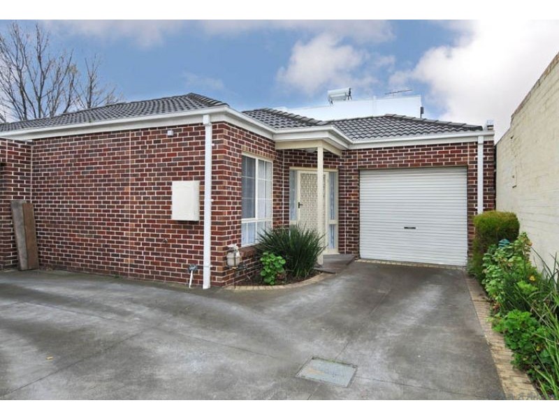 4/180 Glenroy Road, Glenroy VIC 3046