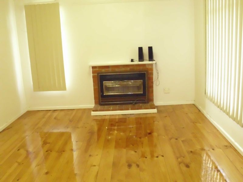 159 View St, Glenroy VIC 3046