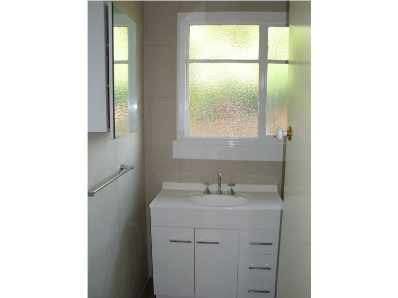 159 View St, Glenroy VIC 3046