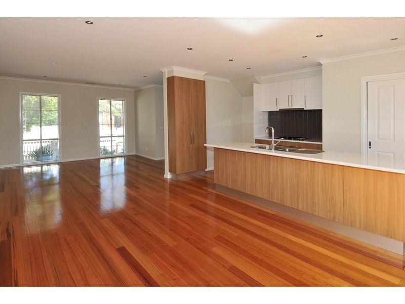 6 Muntz Ave, Glenroy VIC 3046